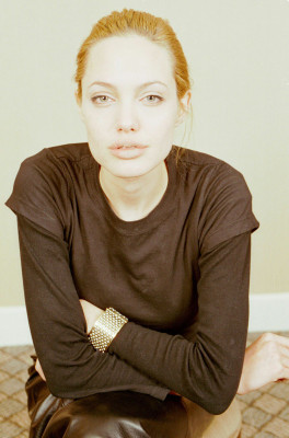 Angelina Jolie pic #213831