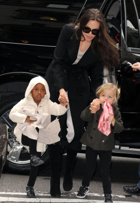 photo 4 in Angelina Jolie gallery [id485264] 2012-03-28 00:00:00