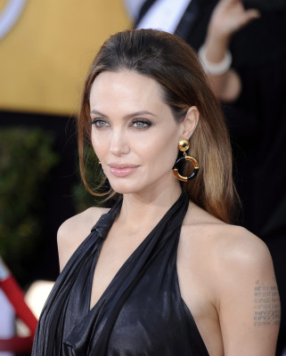 photo 12 in Angelina Jolie gallery [id458770] 2012-02-08 00:00:00