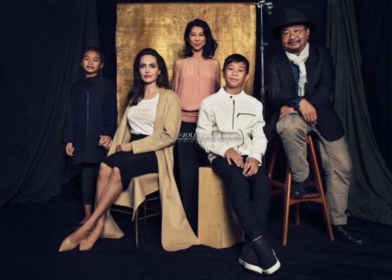 Angelina Jolie pic #1004123