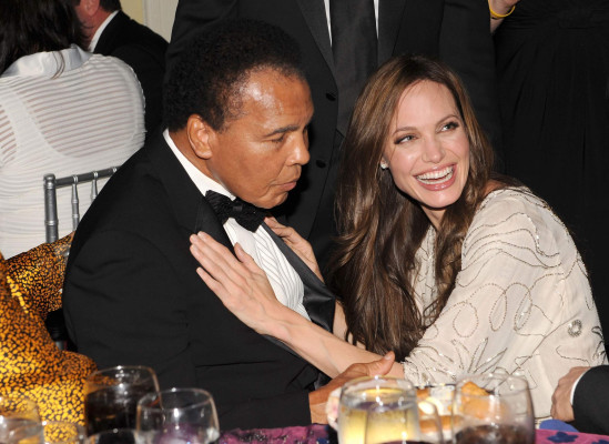 Angelina Jolie pic #270737