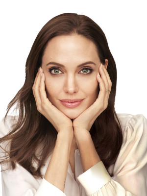 Angelina Jolie pic #784002