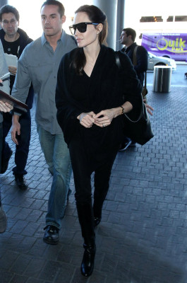 Angelina Jolie pic #788139