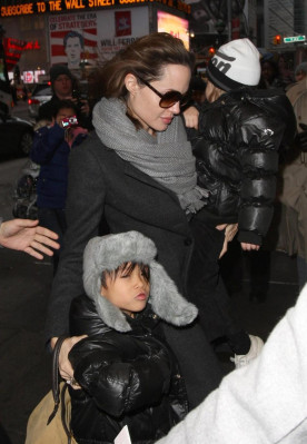 photo 27 in Angelina Jolie gallery [id438372] 2011-11-21 00:00:00