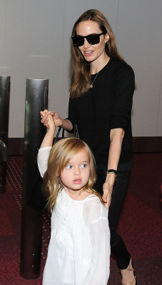 Angelina Jolie pic #656958