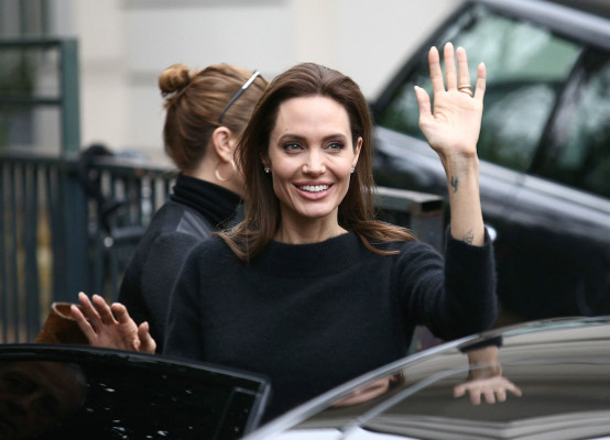 Angelina Jolie pic #776442