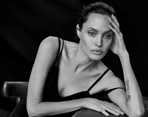 Angelina Jolie pic #843066