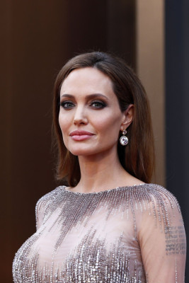 Angelina Jolie pic #707248