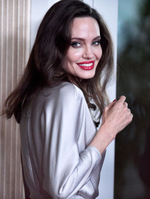 Angelina Jolie – Hollywood Film Awards 2017 in Los Angeles