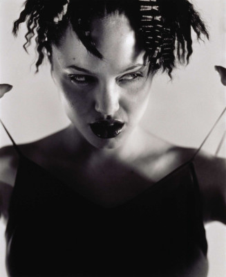 Angelina Jolie pic #222300