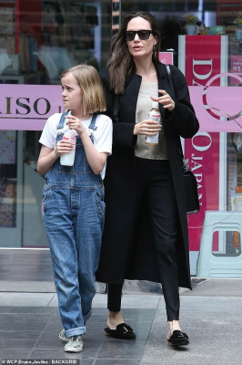 Angelina Jolie pic #1167966