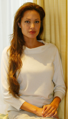 Angelina Jolie pic #220767