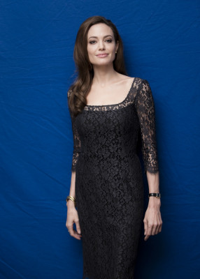 photo 10 in Angelina Jolie gallery [id445282] 2011-12-13 00:00:00