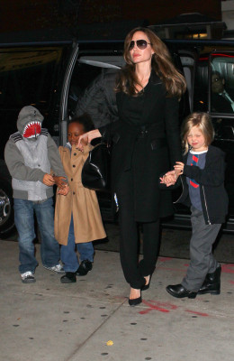photo 8 in Angelina Jolie gallery [id443188] 2011-12-06 00:00:00