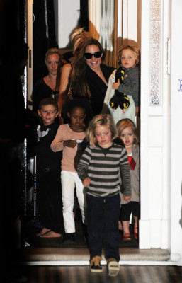 photo 3 in Angelina Jolie gallery [id425325] 2011-10-04 00:00:00