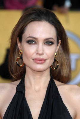 Angelina Jolie pic #460269