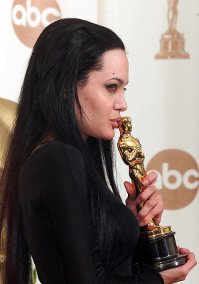 Angelina Jolie pic #140076