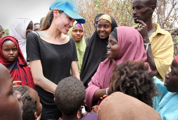 Angelina Jolie pic #277321