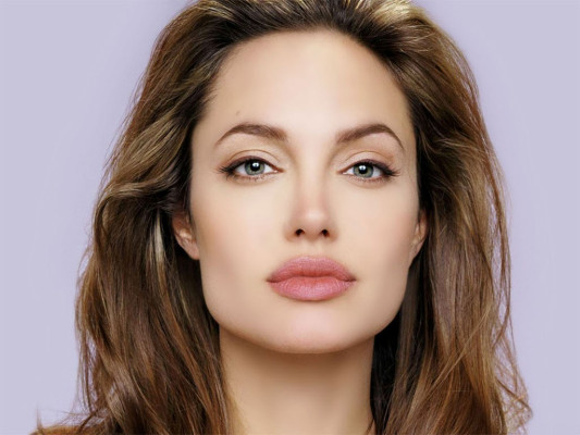 Angelina Jolie pic #105061