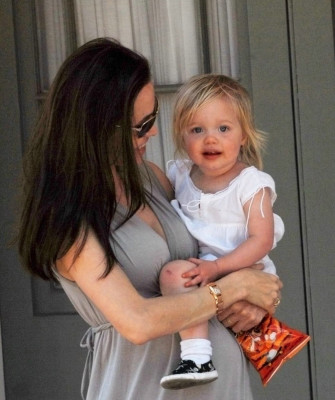 Angelina Jolie pic #88307