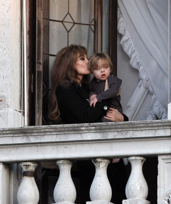 photo 13 in Angelina Jolie gallery [id438356] 2011-11-21 00:00:00