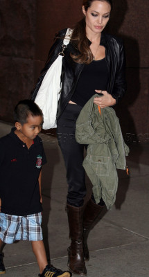photo 22 in Angelina Jolie gallery [id565750] 2012-10-01 00:00:00