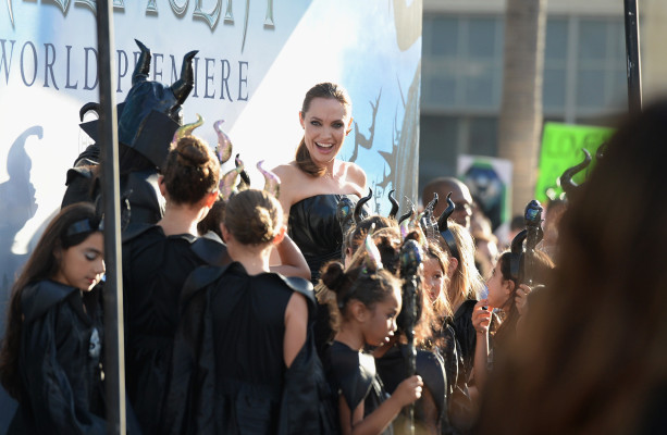 Angelina Jolie pic #736825