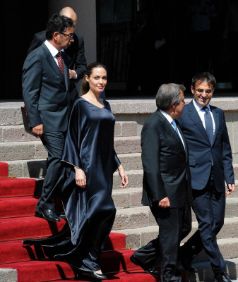 photo 22 in Angelina Jolie gallery [id559648] 2012-09-18 00:00:00