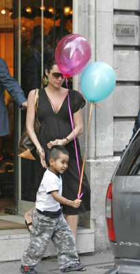photo 21 in Angelina Jolie gallery [id565751] 2012-10-01 00:00:00