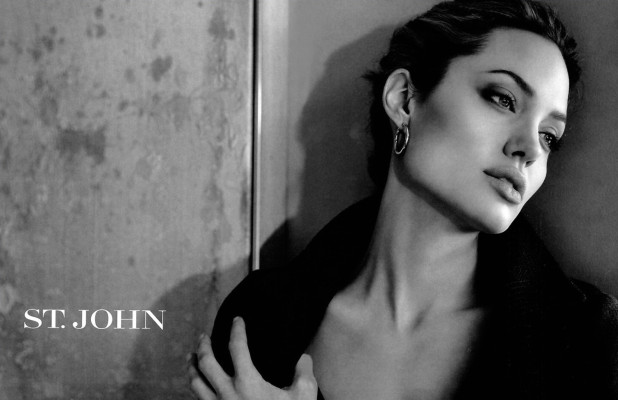 Angelina Jolie pic #557915