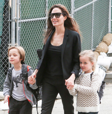 Angelina Jolie pic #792238