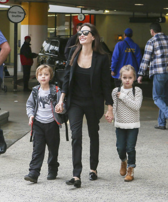 Angelina Jolie pic #792242