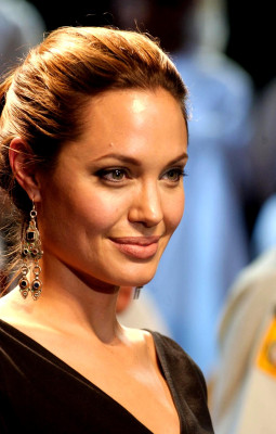 Angelina Jolie pic #142686