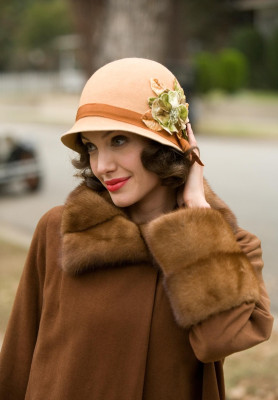 Angelina Jolie pic #140075
