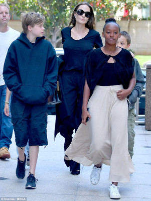 photo 18 in Angelina Jolie gallery [id1143671] 2019-02-20 00:00:00