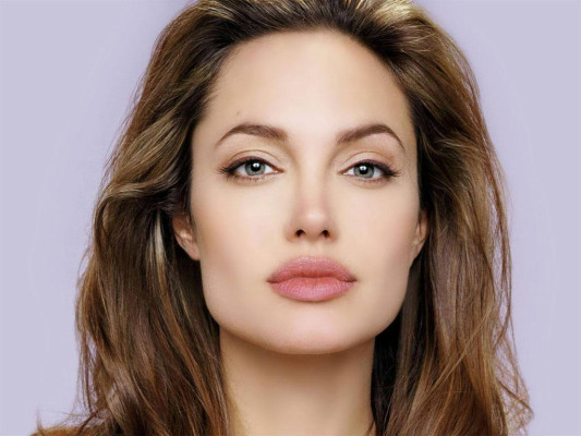 photo 17 in Angelina Jolie gallery [id416376] 2011-09-05 00:00:00
