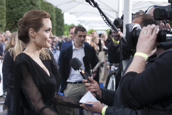 Angelina Jolie pic #736829
