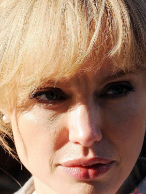 Angelina Jolie pic #141254