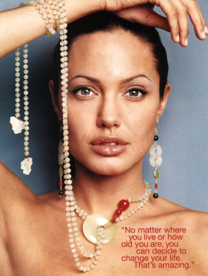 Angelina Jolie pic #49884
