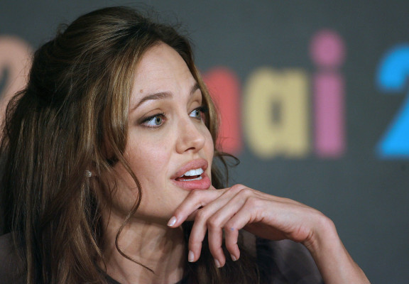 Angelina Jolie pic #233011