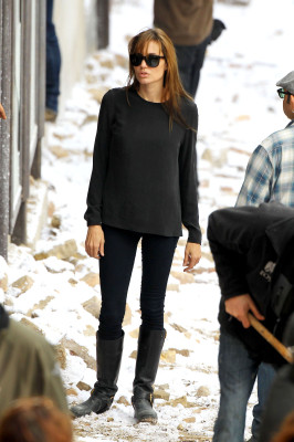 Angelina Jolie pic #316553
