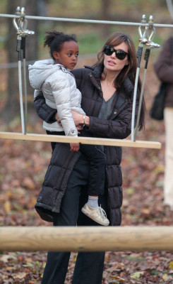 Angelina Jolie pic #316552