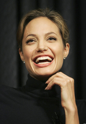 Angelina Jolie pic #220750