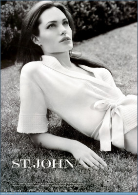 Angelina Jolie pic #82785