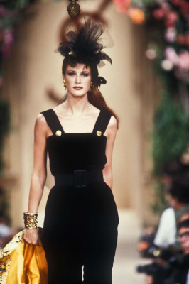 Angie Everhart ~ Yves Saint Laurent Haute Couture FW 1992