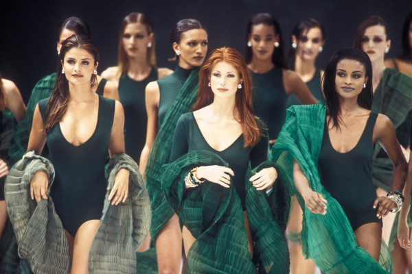 Angie Everhart ~ Gianfranco Ferre SS 1993