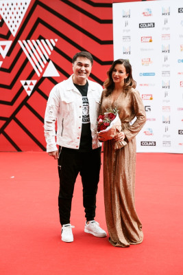 Ани Лорак - премия МУЗ Тв 2018 - красная дорожка