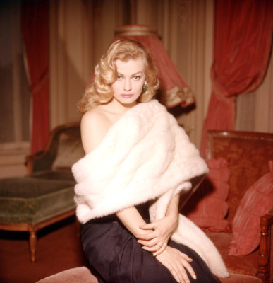 photo 18 in Anita Ekberg gallery [id381648] 2011-04-07 00:00:00