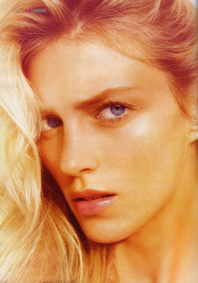 photo 5 in Anja Rubik gallery [id366705] 2011-03-02 00:00:00