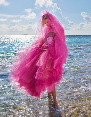 Anja Rubik in Porter #27 Summer Escape 2018